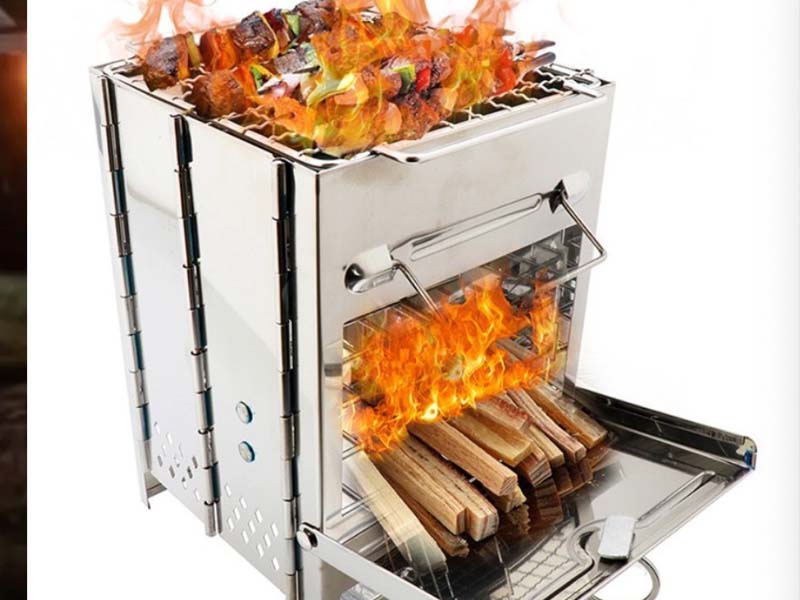 Heavy duty portable wood stove for cabins